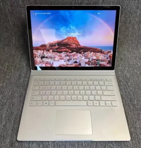 Business Computer Intel Core i7 8th 1.90GHz GTX1050 16GB RAM 512GB SSD 13.5 Inch Surface Book 2