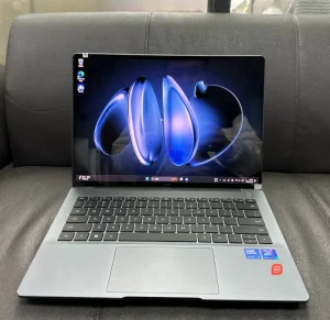 MateBook 14 Ultra5 125H 32GB 1TB IPS 2880×1920 Intel Iris Xe Graphics Backlit Keyboard 1.31kg Touchscreen Laptop